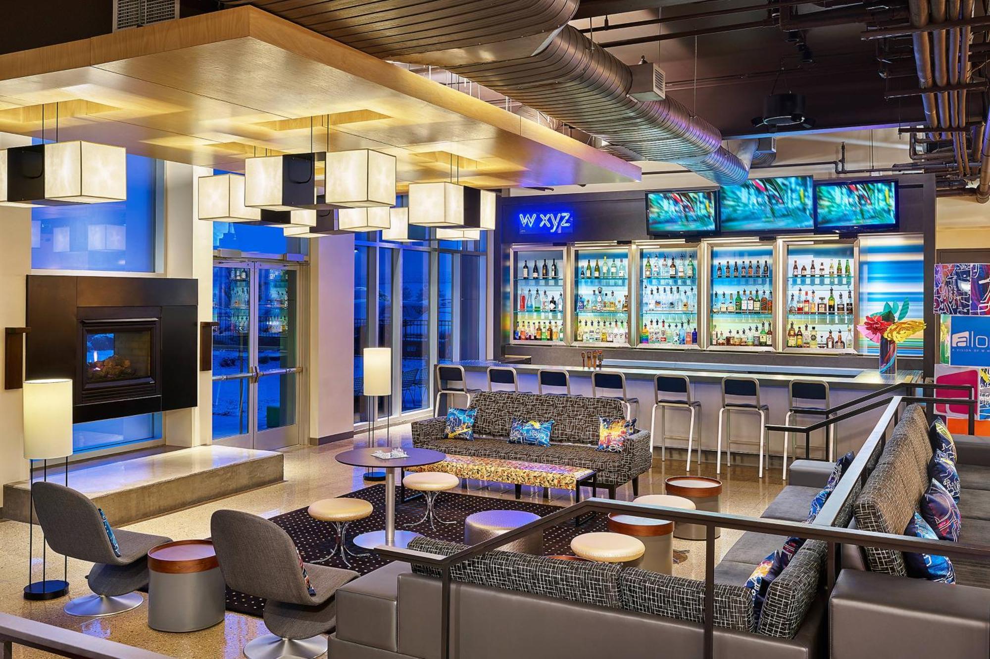 Aloft Denver Airport At Gateway Park Aurora Exterior photo
