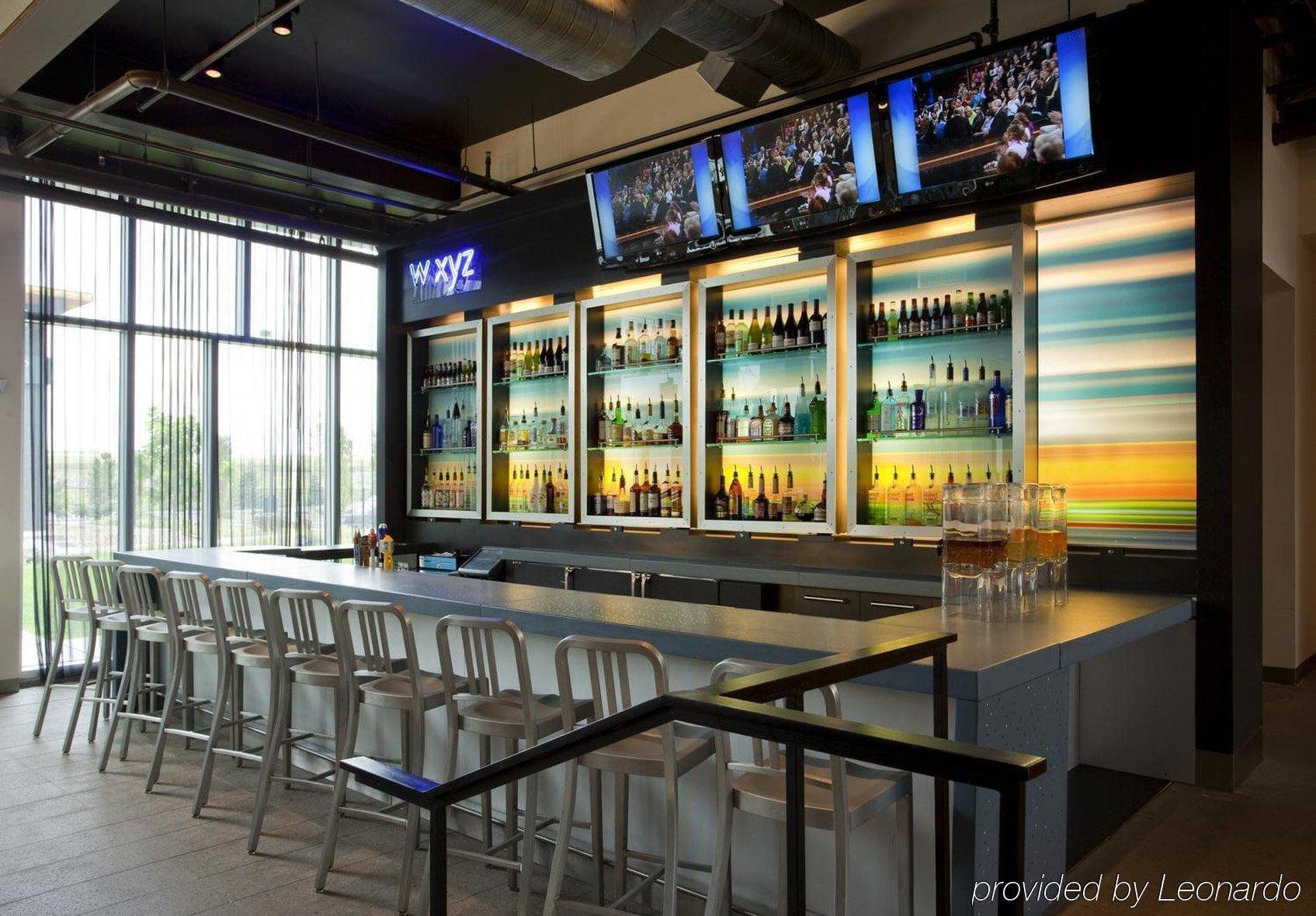 Aloft Denver Airport At Gateway Park Aurora Restaurant photo